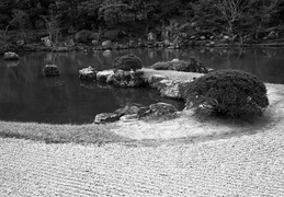 temple gardens, Arashiyama