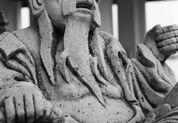 Wat Arun statue