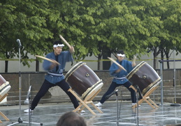 Japanese Taiko drummers