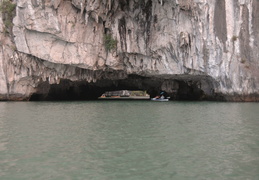 sea kayaking in Ha Long Bay