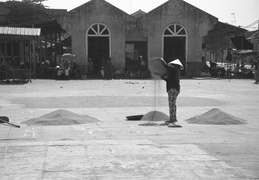 drying rice