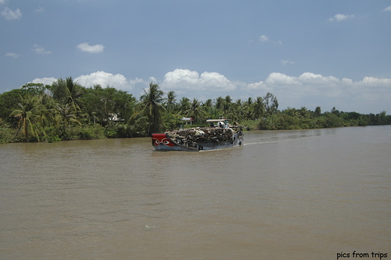 2005d04c043.jpg