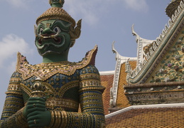 Wat Arun guardians