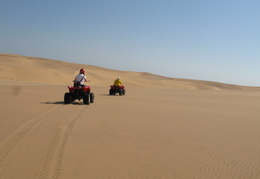 4-wheeling the dunes