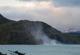 wind whipping up water on lake Nordenskjold