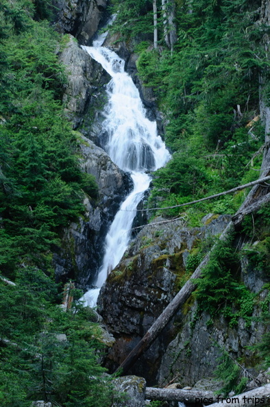 waterfall2011d24c355.jpg