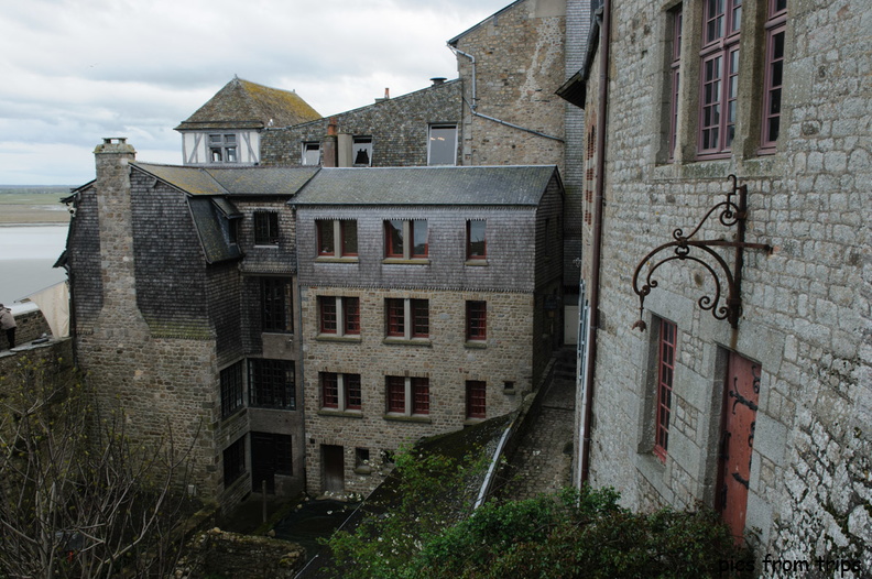 2012d07c230.jpg