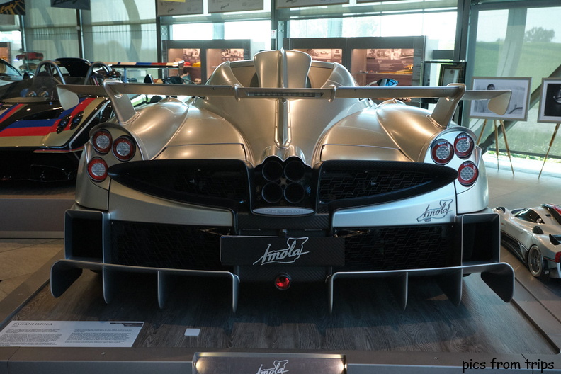 2022d08r817.jpg