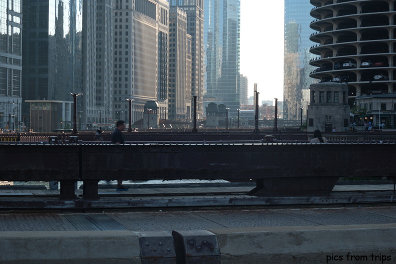 2023d08r051.jpg
