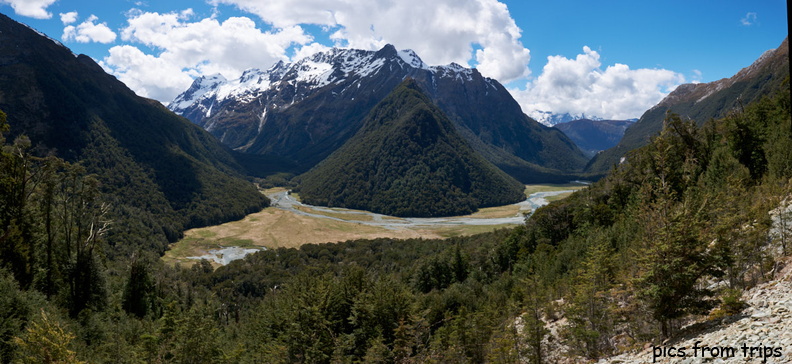 2023d16r113_Panorama.jpg