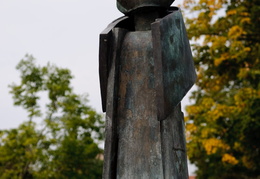 Bishop statue, Speyer